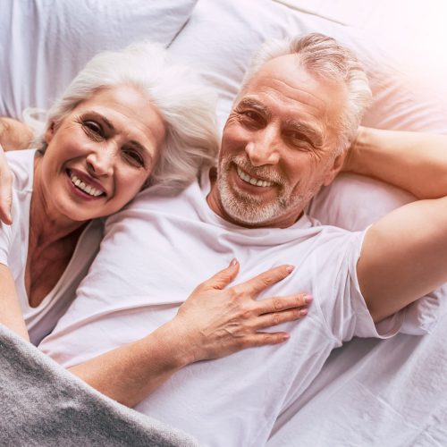 senior-gc84ab3ab2_1920